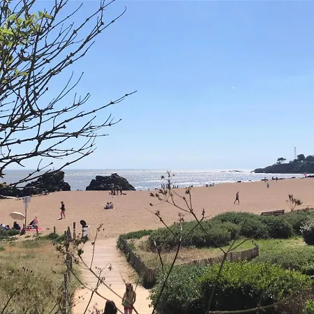 De L'eve: Beachside Family Retreat With Private Terrace Saint-Nazaire (Loire-Atlantique)